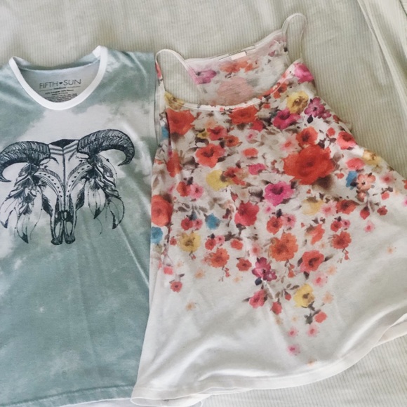 Two tops for price of 1 - Picture 2 of 4